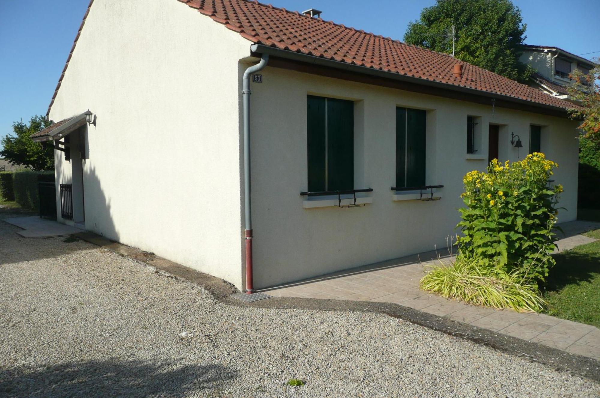 Villa L'Haubette à Courtisols Extérieur photo